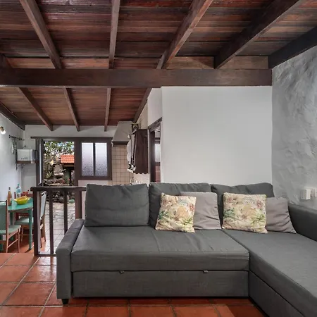 Tesbabo Rural - Camelia Apartment *